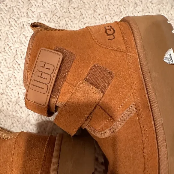 UGG KIDS 13 Brown Suede Boots with Faux Fur Lining