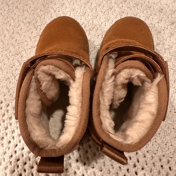 UGG KIDS 13 Brown Suede Boots with Faux Fur Lining