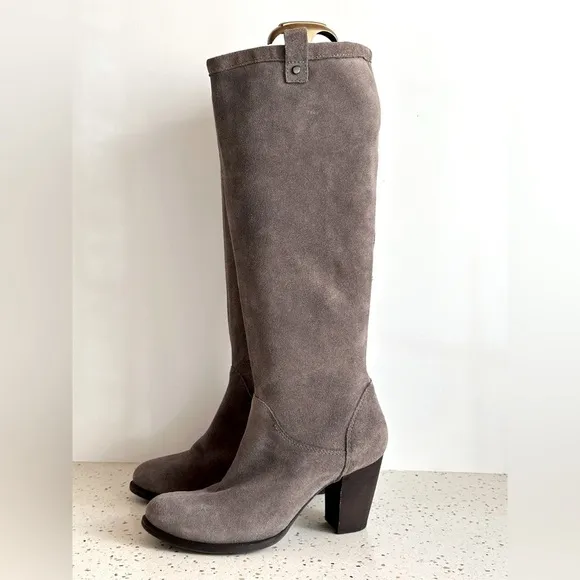 Ugg Knee High Tall Suede Leather Boots‎