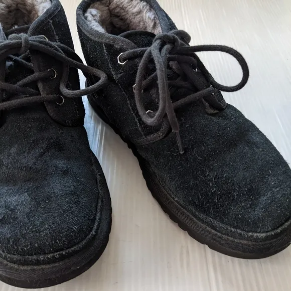 UGG Neumel Black Suede Leather Chukka Ankle Boots men's size 7