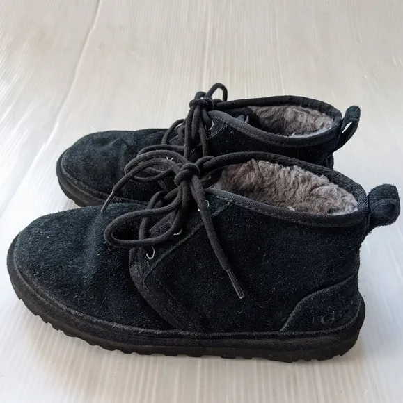 UGG Neumel Black Suede Leather Chukka Ankle Boots men's size 7