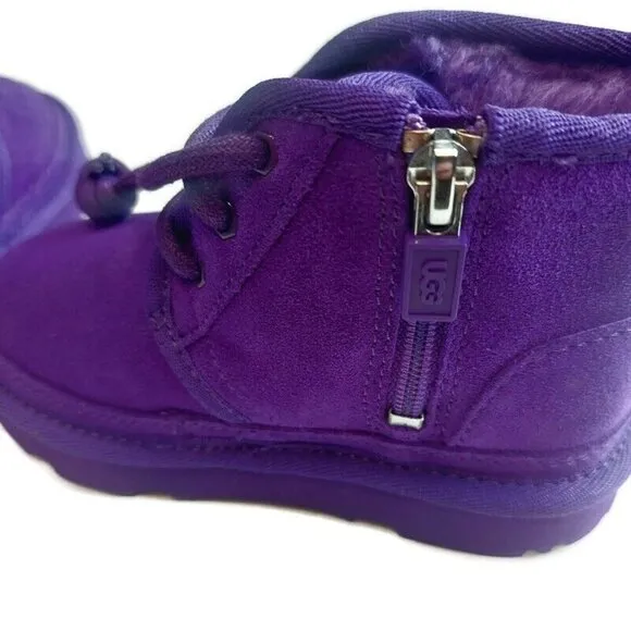 UGG Neumel II Ankle Chukka Boot Toddler Size 9 Age 3-4 Mussel Shell 1017320T