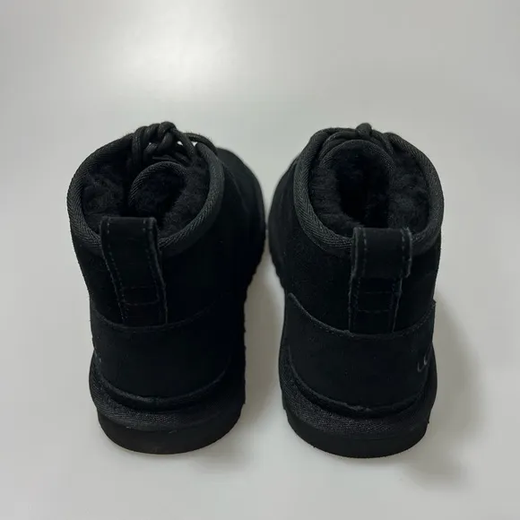 UGG Neumel Suede Chukka Boots Black Women’s 6