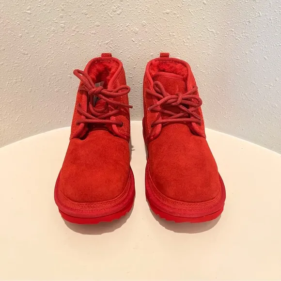 UGG Neumel Women’s Samba Red Ankle Chukka Boots Sz W 8 J 6 NWT