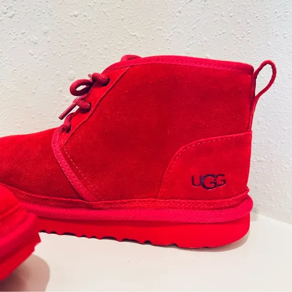 UGG Neumel Women’s Samba Red Ankle Chukka Boots Sz W 8 J 6 NWT