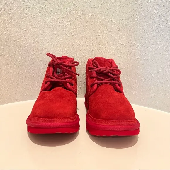 UGG Neumel Women’s Samba Red Ankle Chukka Boots Sz W 8 J 6 NWT
