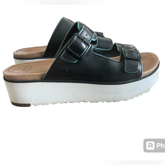UGG Open Toe Platform Sandals Size 6.5