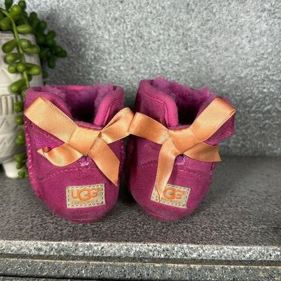 UGG Ozlana Pink Suede Leather Baby Boots Size 1