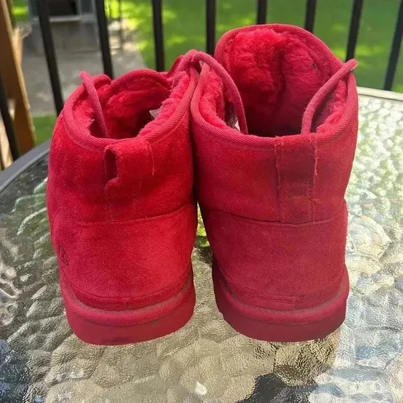 Ugg red Nubuck Neumel suede chukka boots size 13 men’s