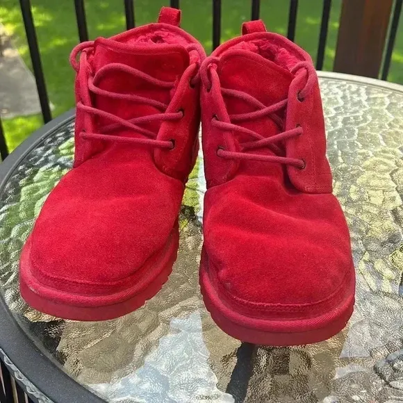 Ugg red Nubuck Neumel suede chukka boots size 13 men’s