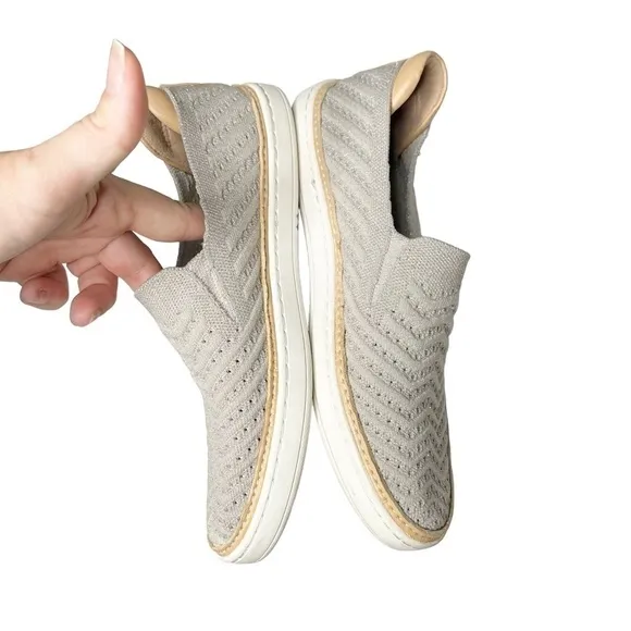 UGG Sammy Knit Trainer Gray Slip On Flat Casual Shoes