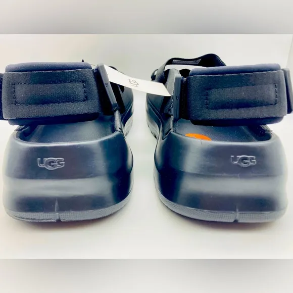 UGG Stratus All Gender Black Sandals 11/290mm