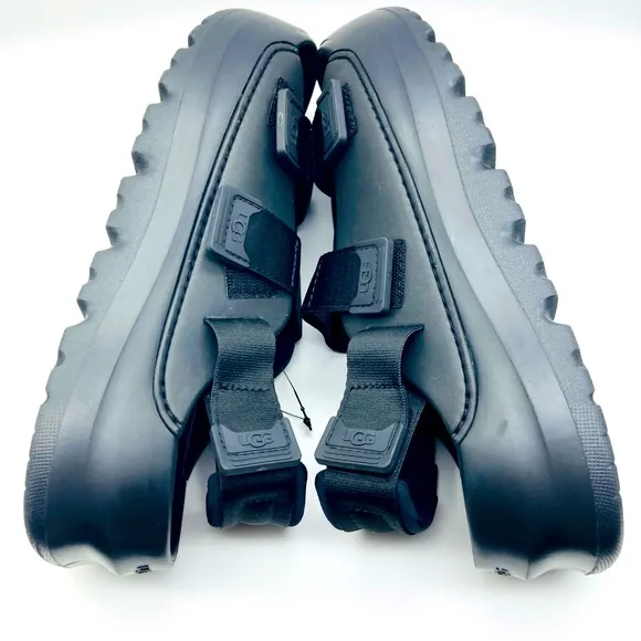 UGG Stratus All Gender Black Sandals 11/290mm