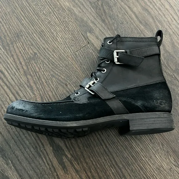 Ugg Suede Men’s boots-Authentic-NWOB