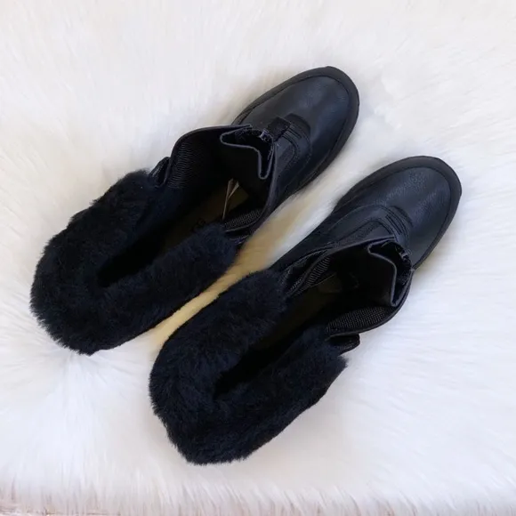 UGG Tahoe Waterproof Boots In Black