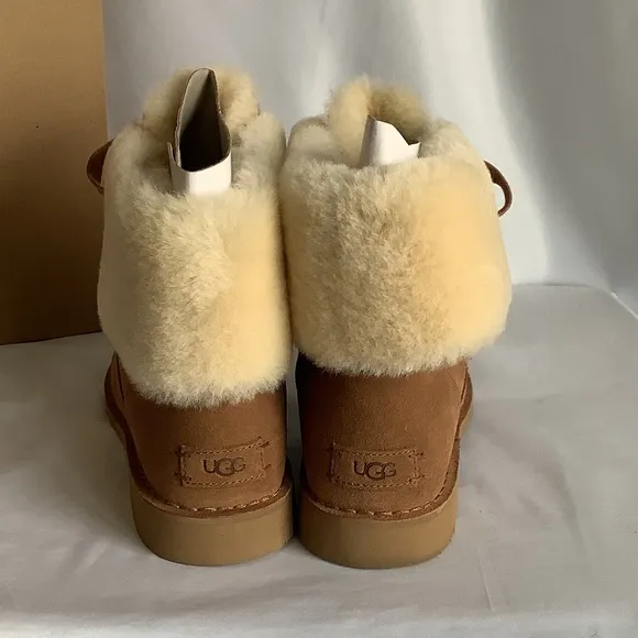 UGG Weylyn Suede Lace Up Sherpa Boots
