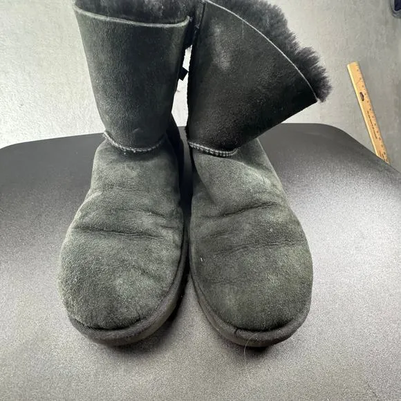 UGG Women’s Bailey Bow‎ II Boots Black Size 10 Suede Ugg Winter