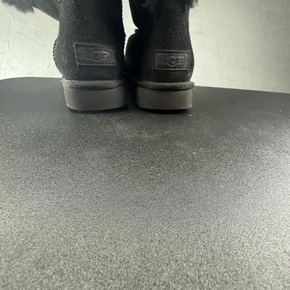 UGG Women’s Bailey Bow‎ II Boots Black Size 10 Suede Ugg Winter
