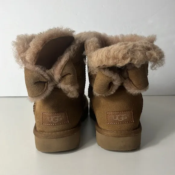 Ugg Women's Boots Bailey Bow Mini Suede Chestnut Brown Boots Women’s Size 5