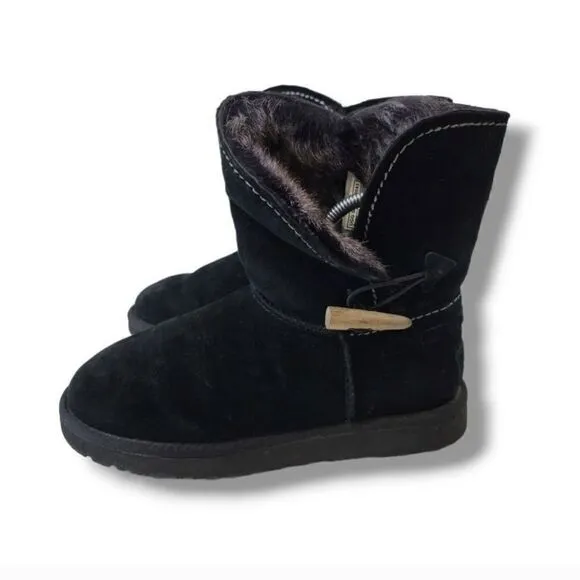 UGG Womens Meadow Short Suede Fur Lined Boots in Black Size 7