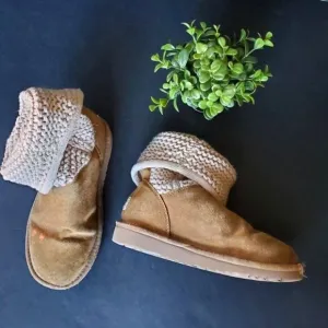 Ugg Girls Knitted and Suede Boots
