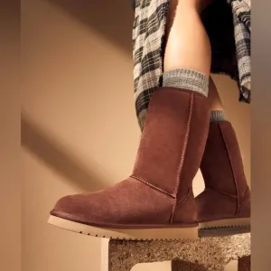 UGG’s Koolaburra KOOLA Tall Boots in Chestnut, Size 11 Wide New in Box