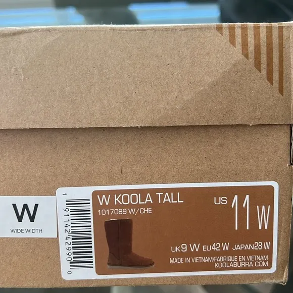 UGG’s Koolaburra KOOLA Tall Boots in Chestnut, Size 11 Wide New in Box