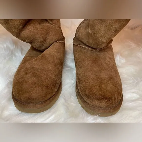 UGG Suede Boots Size 7