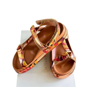 ULLA JOHNSON Astra Sandal in Rose Gold Leather NWB Size 37