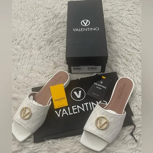 Valentino By Mario Valentino White Slide Sandals NWB&amp;T