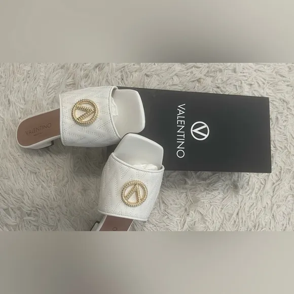 Valentino By Mario Valentino White Slide Sandals NWB&amp;T