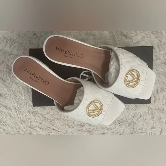 Valentino By Mario Valentino White Slide Sandals NWB&amp;T