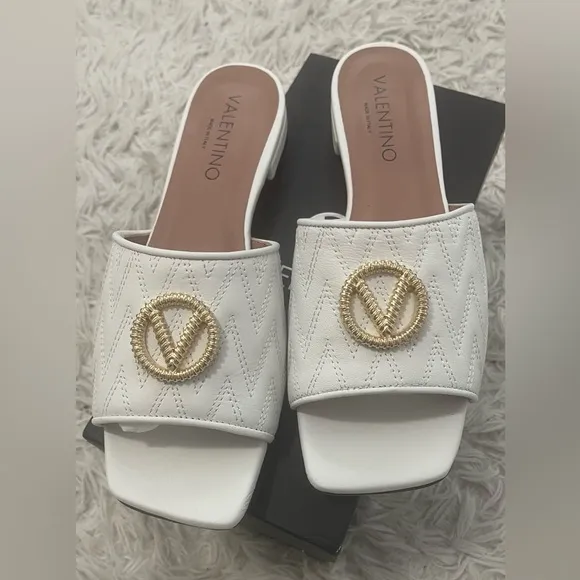 Valentino By Mario Valentino White Slide Sandals NWB&amp;T