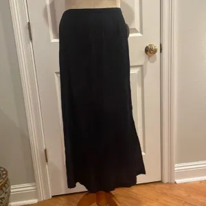 Valerie Stevens maxi skirt navy blue size PS Small Petite