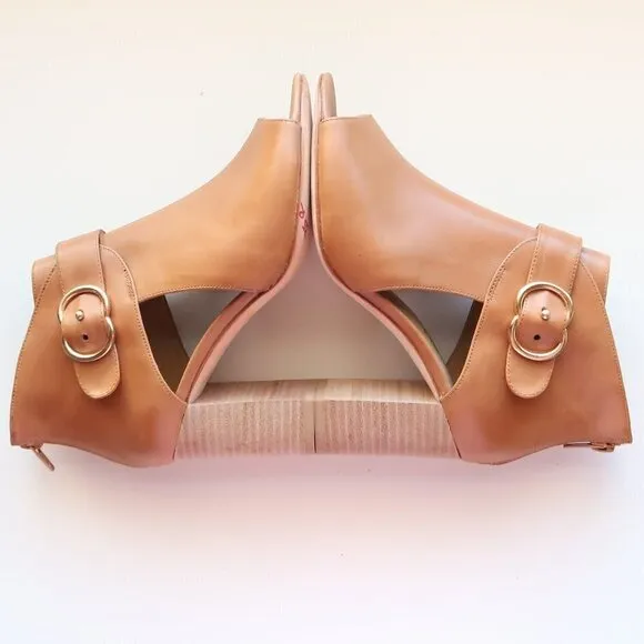 Vaneli Tan Leather Peep Toe Stacked Block Heel Bootie Shoes Ankle Boots Size 6