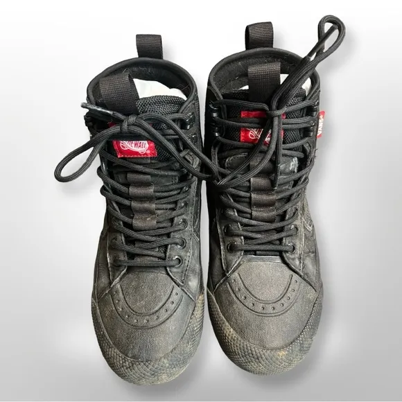 Vans Sk8-Hi GORE-TEX Insulated Shoe – Blackout Black - Women’s 6/ Men’s 4.5