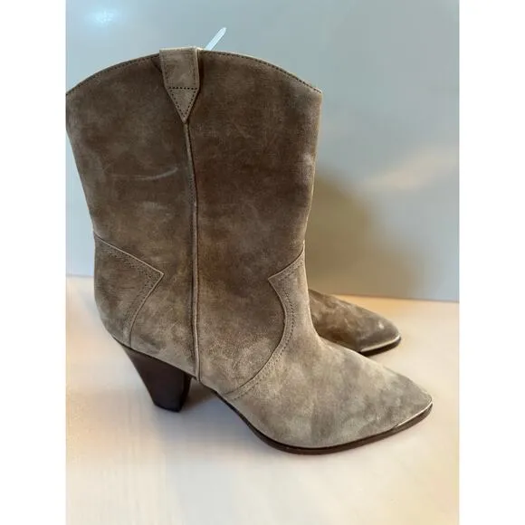 VERONICA BEARD Cody Suede Western Bootie Taupe $595.00 retail price sz 11( New)