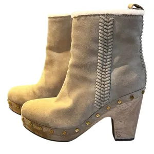 Veronica Beard Daxi Clog Gold studded shearling‎ Boots Size 8.5