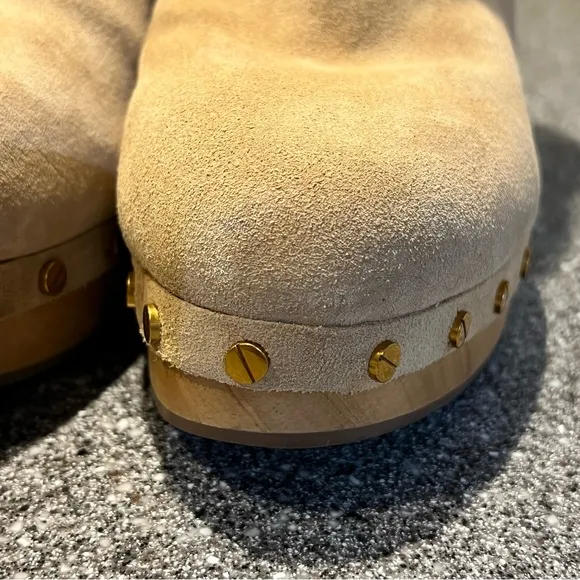 Veronica Beard Daxi Clog Gold studded shearling‎ Boots Size 8.5