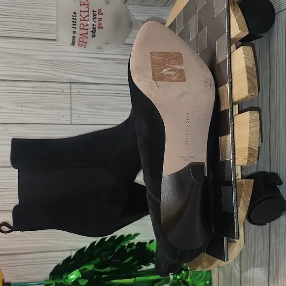 Veronica Beard Suede heel boots #428
