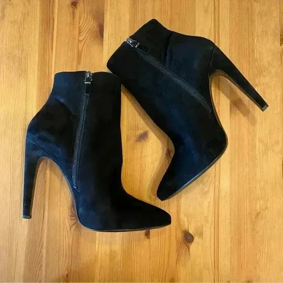 Via Spiga Yolanda Heel Booties Chain Stud Leather Suede Edgy Mobwife