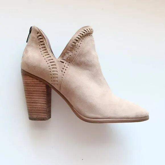 Vince Camuto Beige Suede Leather Block Heel Ankle Boots / Booties Size 9