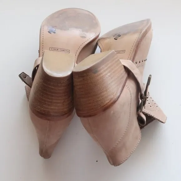Vince Camuto Dorintina Genuine Leather Riveted Western Ankle Boots / Booties