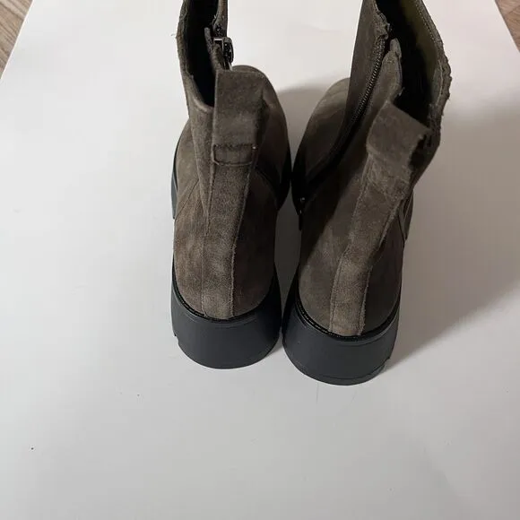 Vince Camuto Green Suede Neframes Zipper Block Heel Ankle Boots Size 8.5M