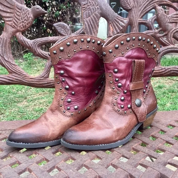 Vince Camuto Madalissa Leather Distressed Studded Almond Toe Ankle Booties