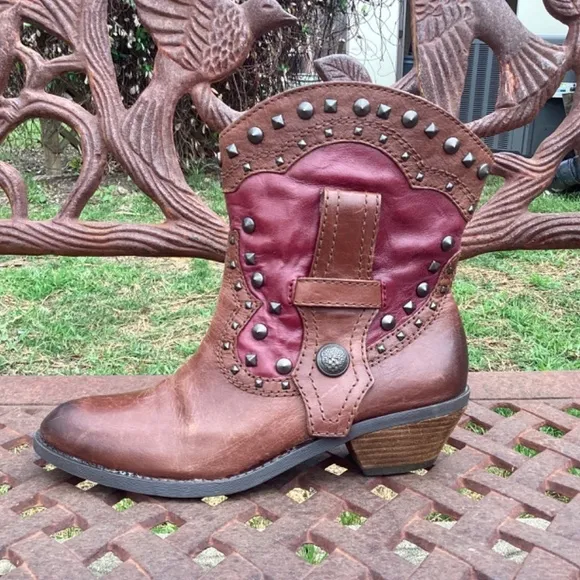 Vince Camuto Madalissa Leather Distressed Studded Almond Toe Ankle Booties