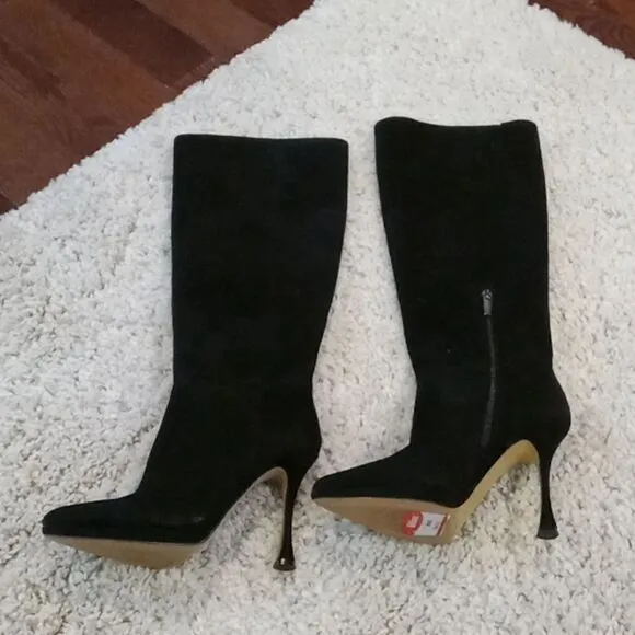 Vince Camuto Peviolia black knee high suede stiletto boots size 5 NWT