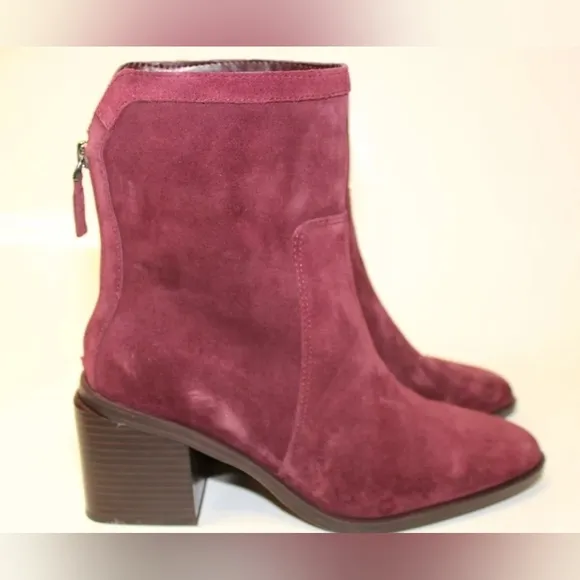 Vince Camuto Womens Size 7.5 M 38 Kortimy Red Suede Back Zip Heeled Ankle Boots