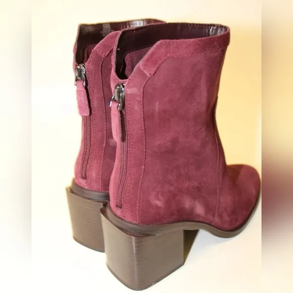 Vince Camuto Womens Size 7.5 M 38 Kortimy Red Suede Back Zip Heeled Ankle Boots