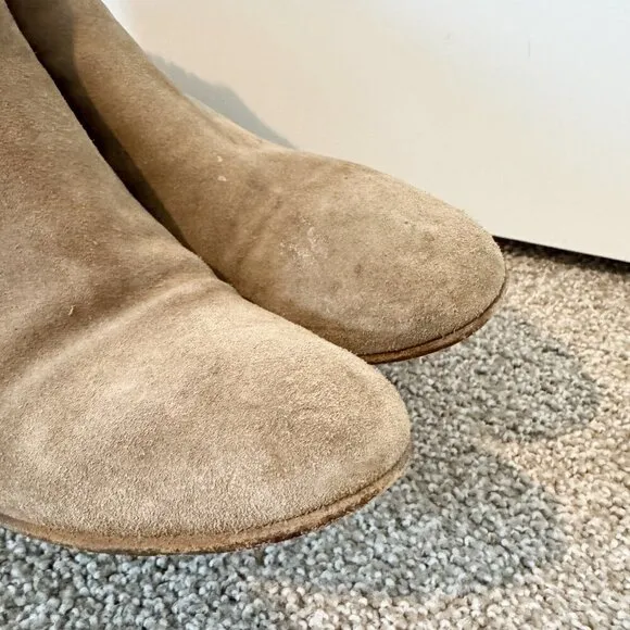 Vince Haider Suede Leather Rounded Toe Block Heel Booties Pull On Boots Size 8.5